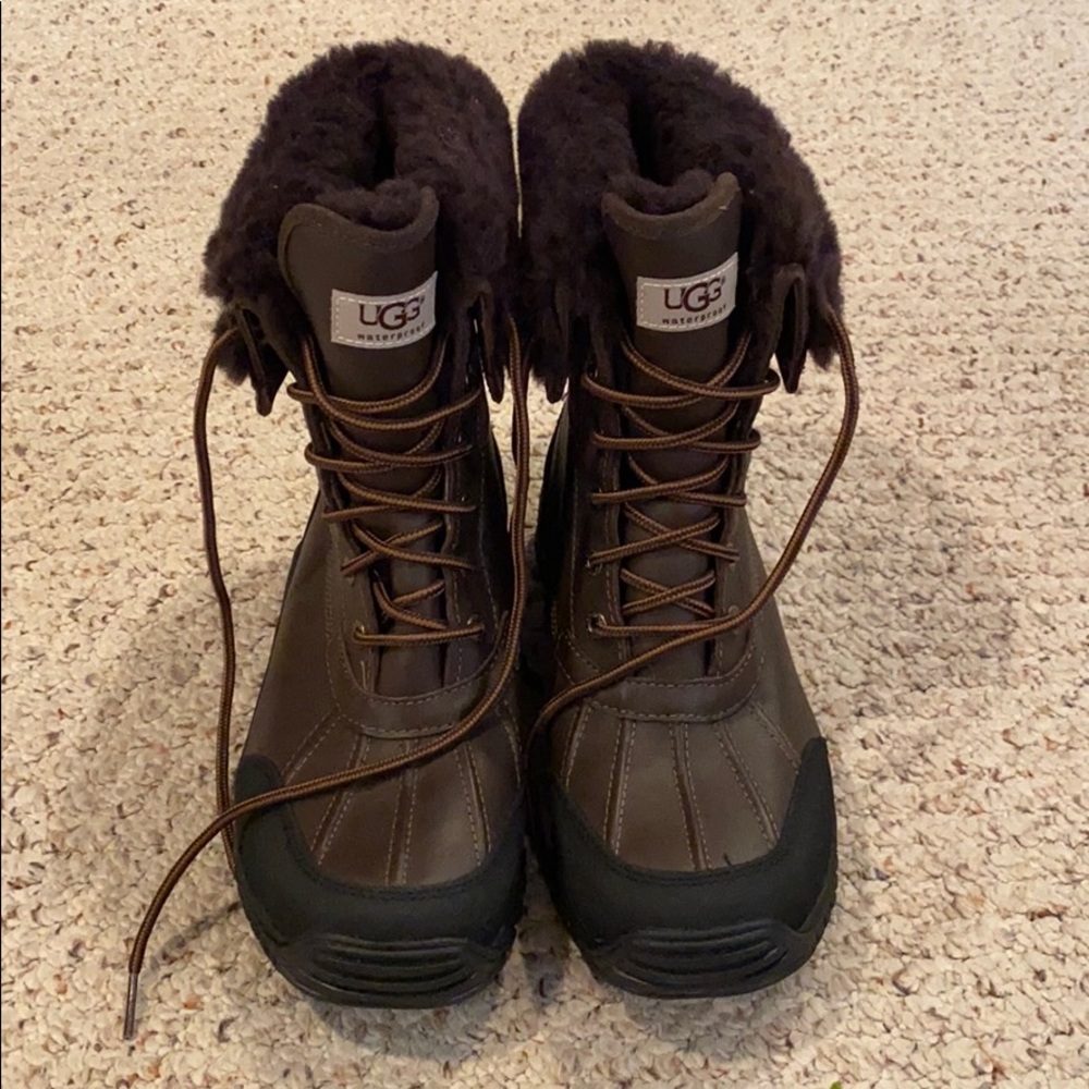 Ugg duck lace up duck boot, brown, women’s 10